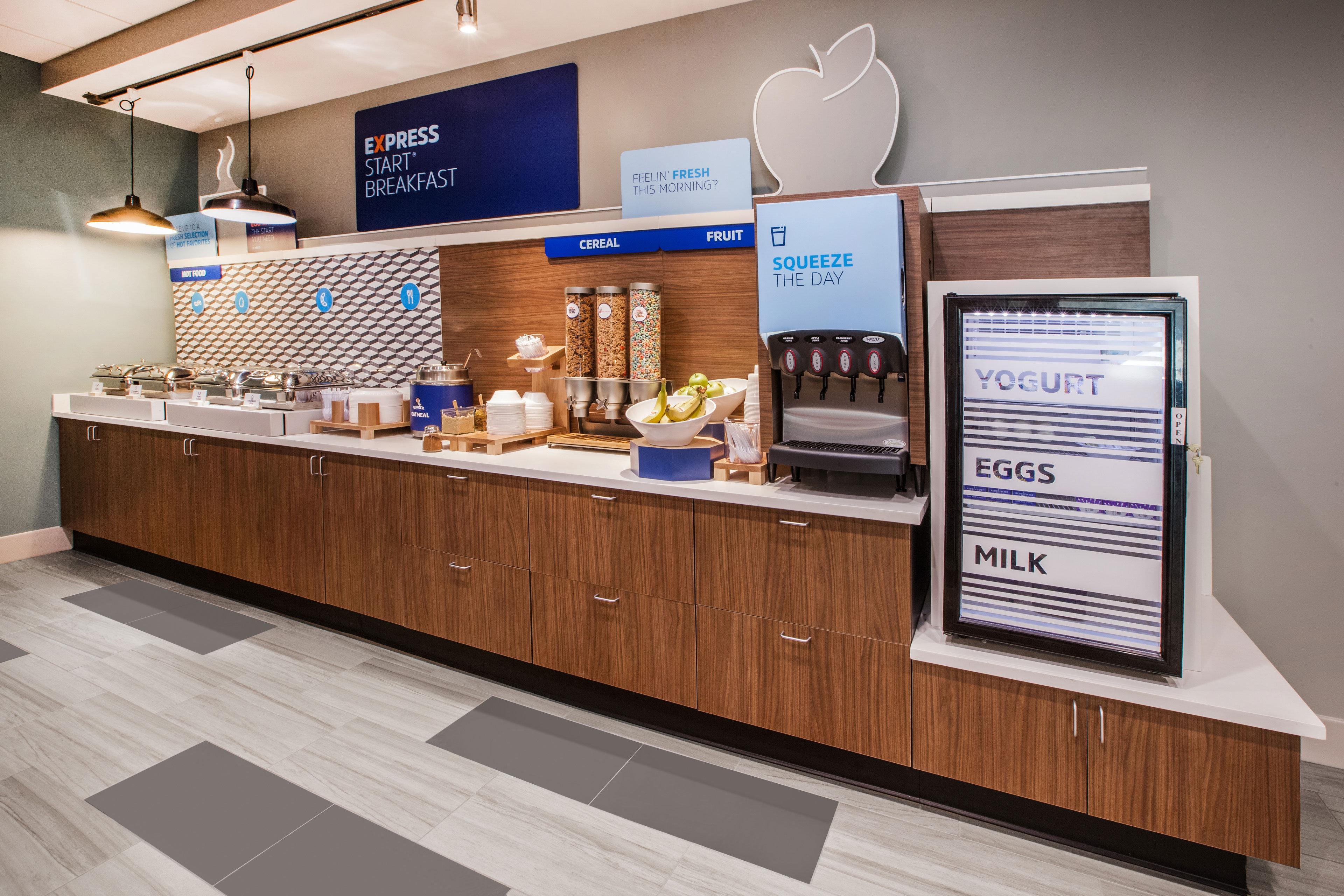 Holiday Inn Express Hotel & Suites Rogers By Ihg Exteriör bild
