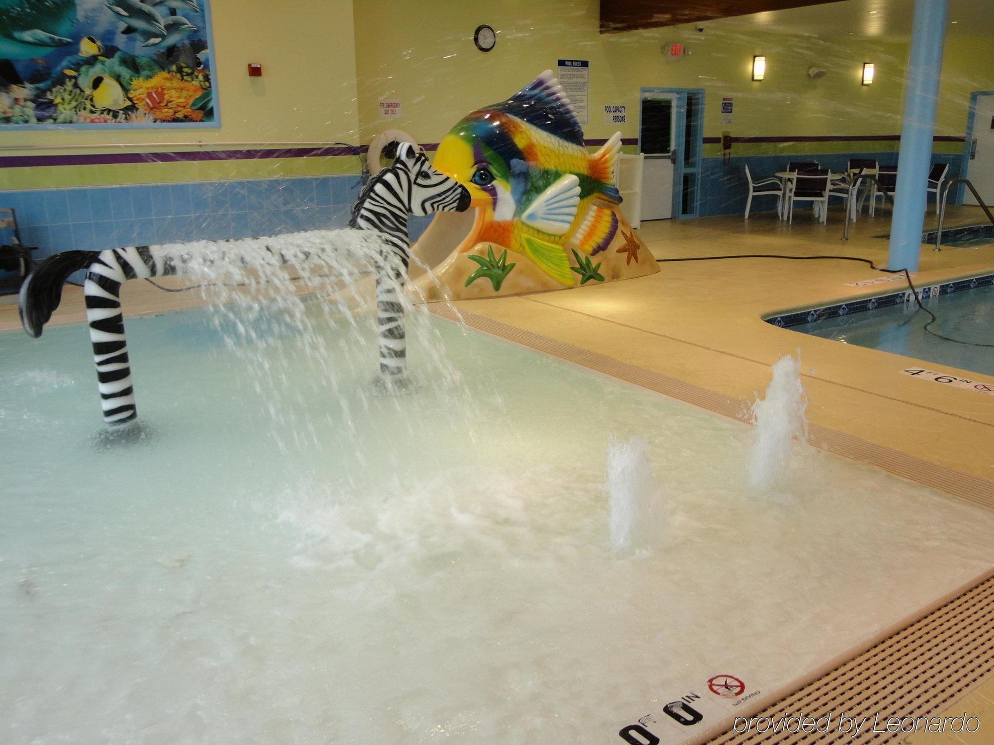 Holiday Inn Express Hotel & Suites Rogers By Ihg Exteriör bild